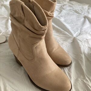 Brown heel boots